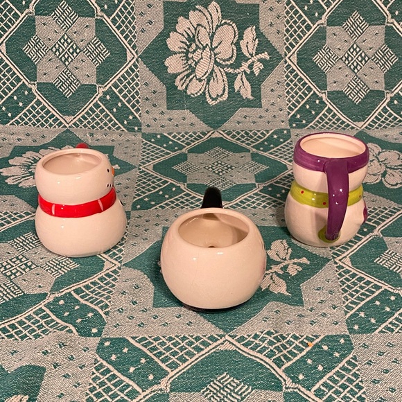 Set of Three Snowman Mugs - Picture 4 of 4